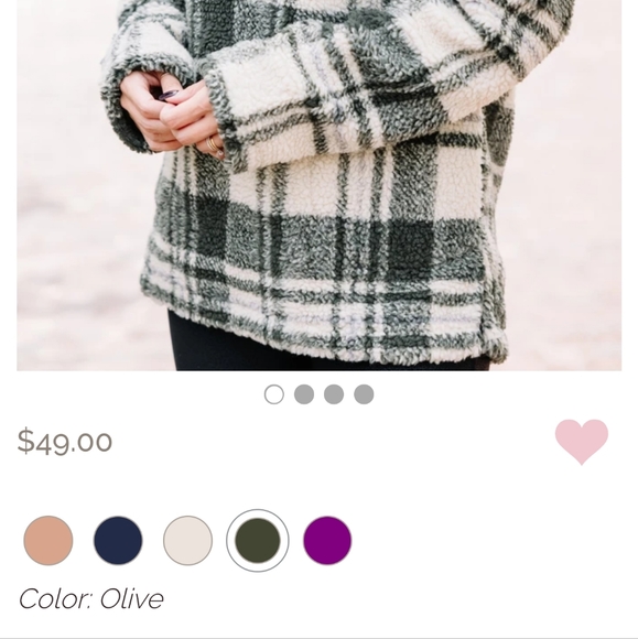 Sherpa zipup pull over. - Picture 6 of 7